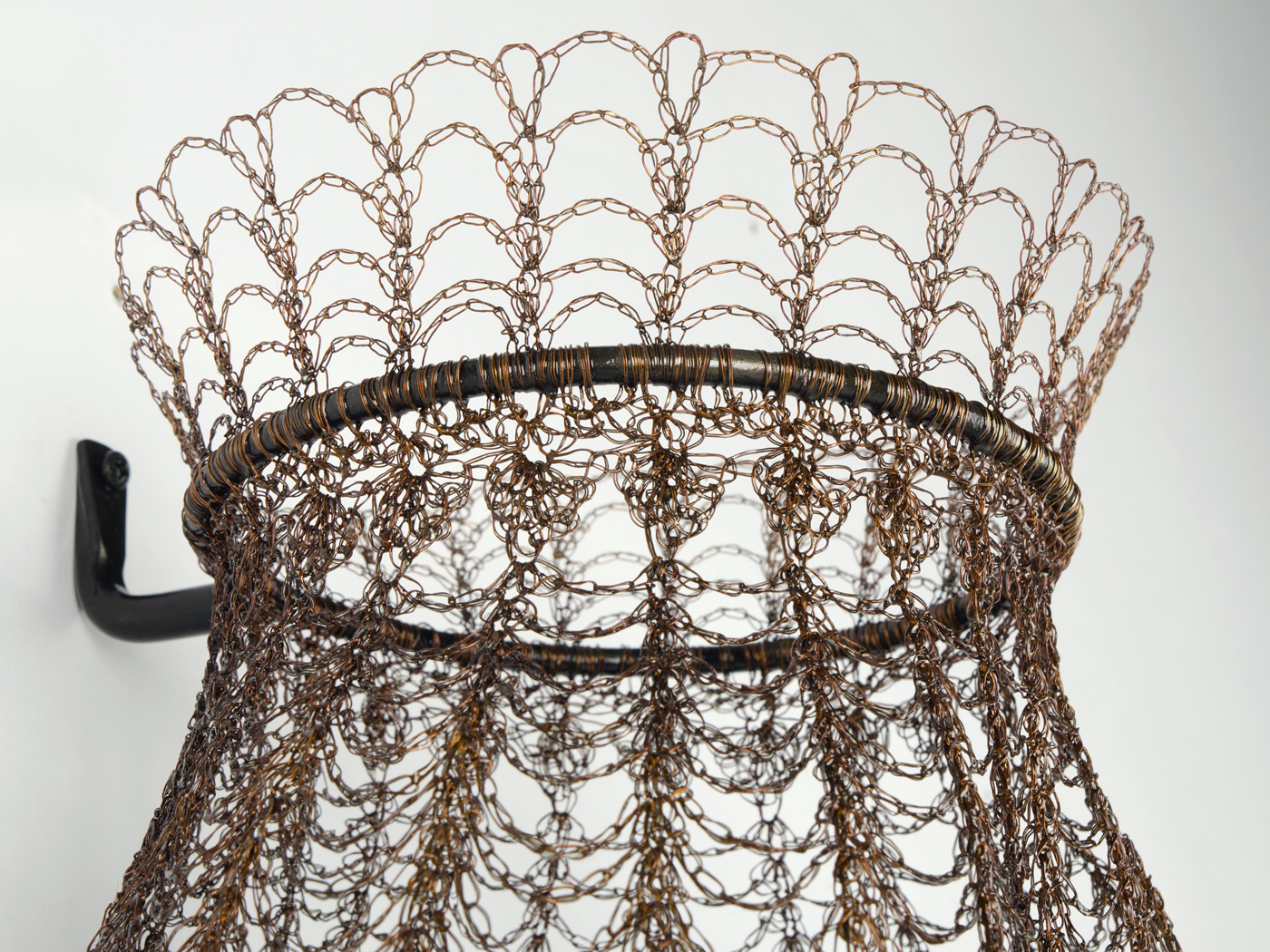 Collared (Choker) detail